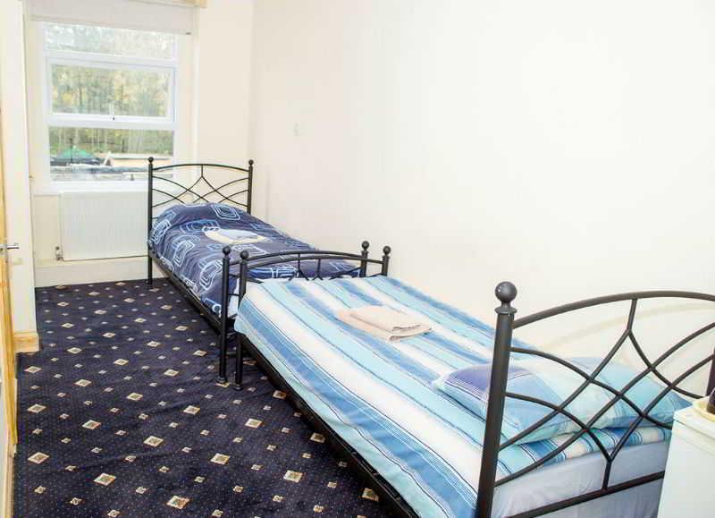 Beaconsfield Gasthof 2*